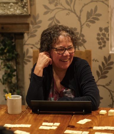 Conversation-focused Spanish Immersion courses in the UK for adults